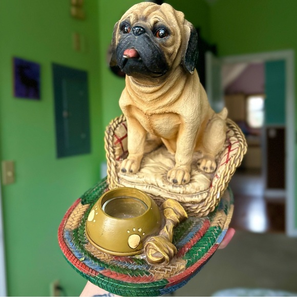 VTG Textured Pug Dog In Bed Doggy Lovers 3D Statue Candle Tea Light Holder - Picture 4 of 13